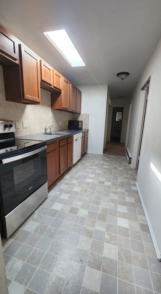 3 bedroom - kitchen